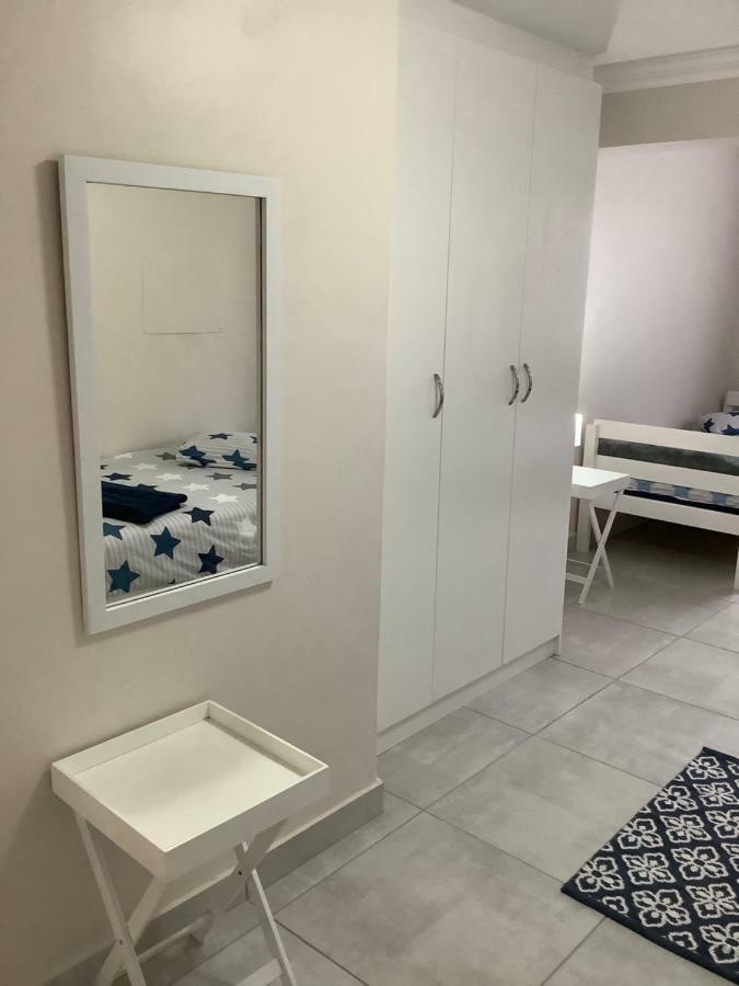 Seaside Place Struisbaai Exterior photo